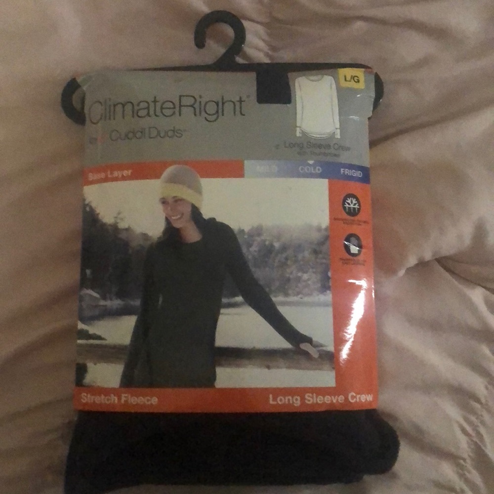 Long sleeve stretch fleece with thumb holes